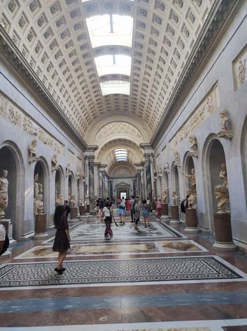 Rome: Majesty of the Vatican Small-Group Walking Tour - Meeting at Via Tolemaide 10