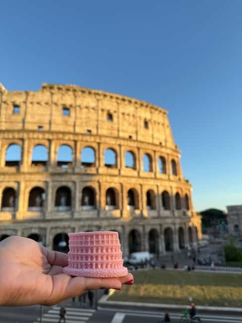 Rome: Make Your Own Candle Near the Colosseum - A Creative Pause Near the Colosseum