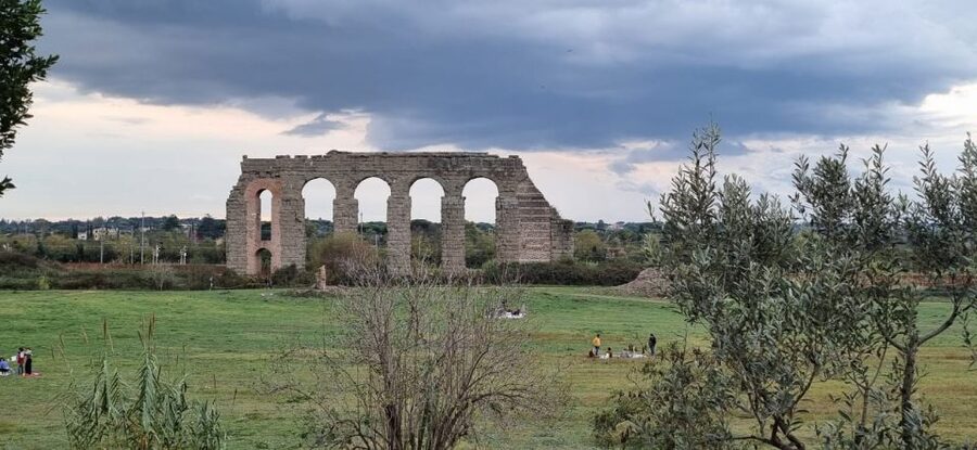Rome: Mini hike to the ancient Parco degli Acquedotti - Key points to know before you book