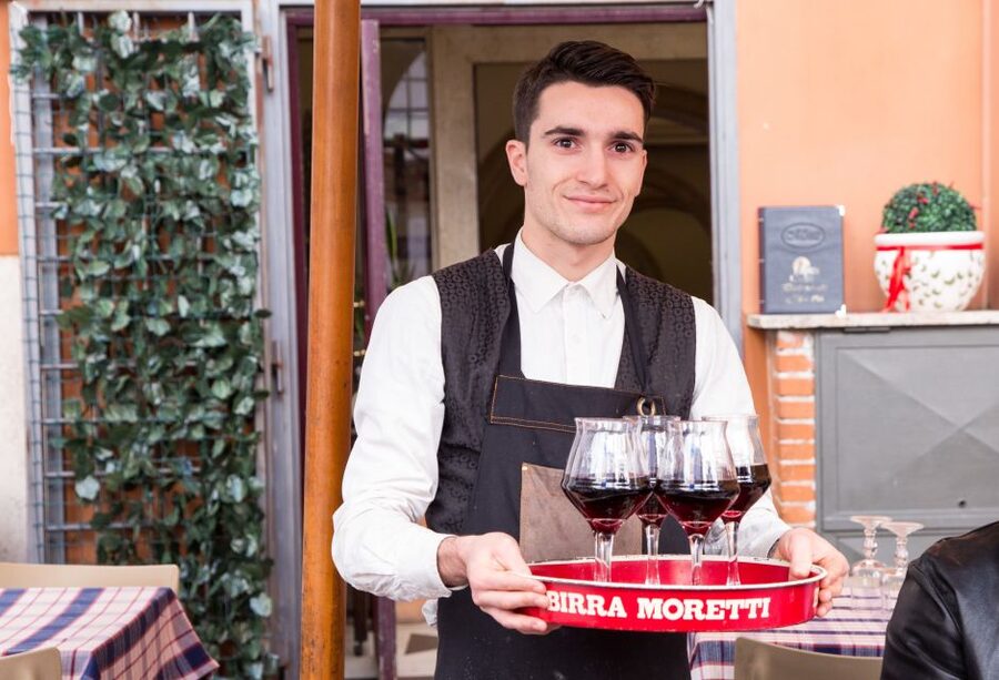 Rome: Monti Neighborhood Lunch or Dinner Food Tour - What the €88 price buys you