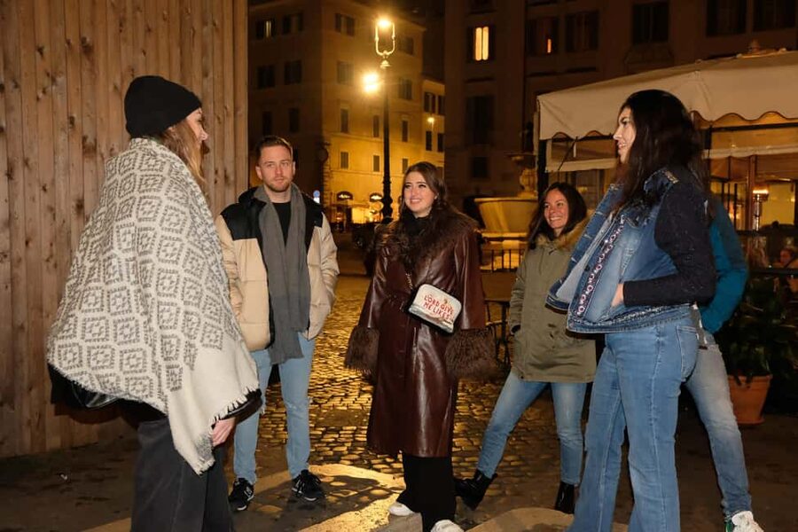 Rome: Murder Mysteries of Rome Guided Walking Tour - Why Rome’s dark side works so well after sunset