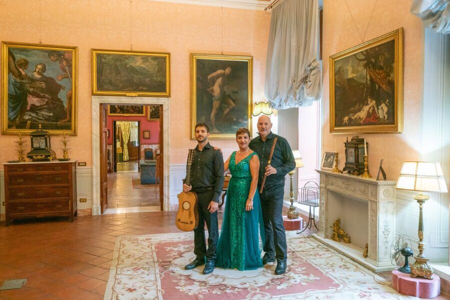Rome: New Year's Concert at Palazzo Doria Pamphilj with Tour - Entering the Princess’s secret apartment