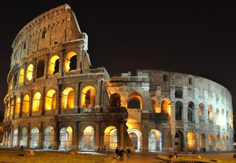 Rome: Night Tour by Golf Cart with Italian Dinner and Gelato - Key points to know before booking