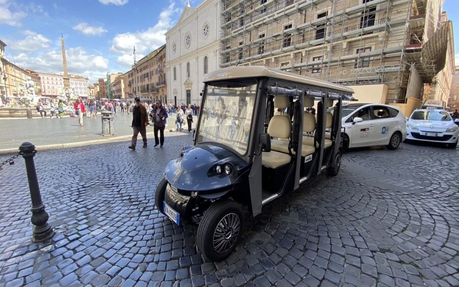 Rome: Night Tour of the City by Golf Cart (Private option) - Trevi Fountain and the coin toss