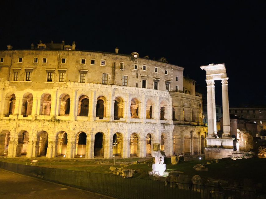 Rome: Nighttime Private Sightseeing Tour - The Colosseum Under Floodlights