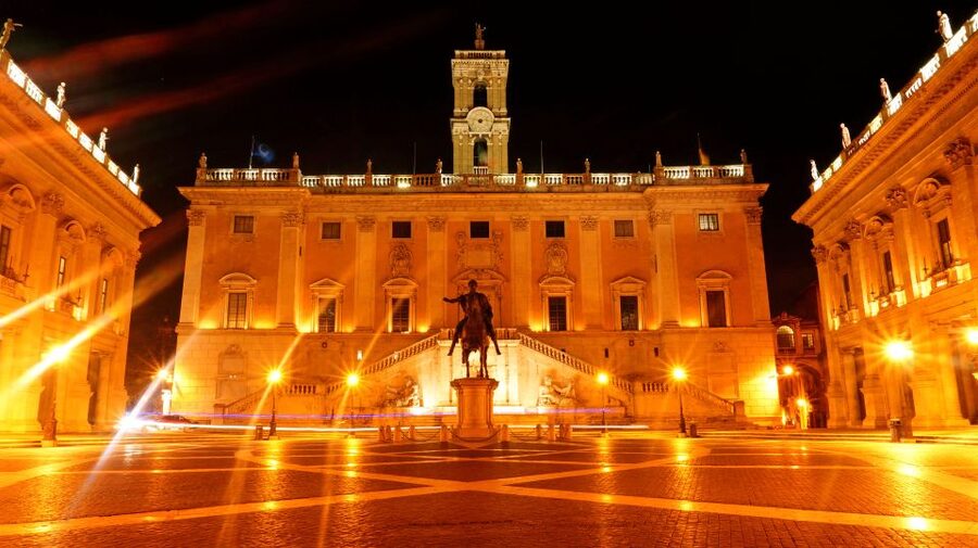 Rome: Nighttime Private Sightseeing Tour - Trevi Fountain, the Spanish Steps, and Central Rome