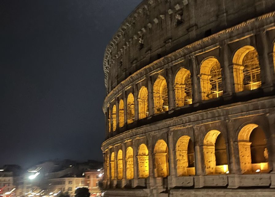 Rome: Nighttime Tour Outside the Colosseum with Local Guide - What this Rome night tour really offers