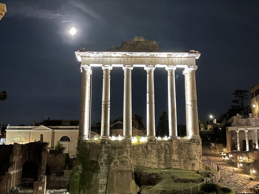 Rome: Nighttime Tour Outside the Colosseum with Local Guide - Starting at the Vittorio Emanuele II Monument