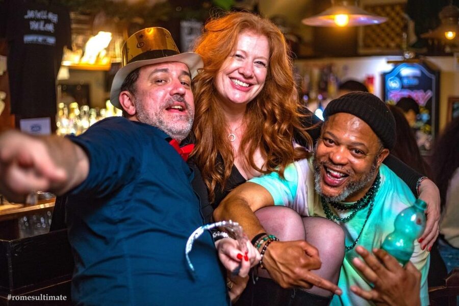 Rome: NYE Pub Crawl and Club - 8:30 to 9:30 p.m. open bar and pizza