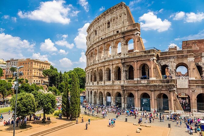 Rome on a Golf Cart Semi-Private Tour Max 6 with Private Option - Largo di Torre Argentina and Piazza Venezia
