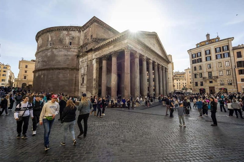 Rome: Pantheon Small-Group Guided Tour with Entry Ticket - Practical clothing and bag rules