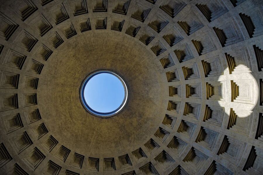 Rome: Pantheon Small Group Tour with Skip-The-Line Entry - Small group versus independent entry