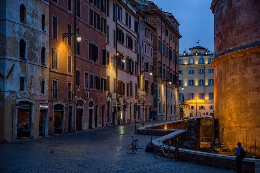 Rome: Pantheon Timeless Marvel Guided Tour with Entry Ticket - Who should book this Pantheon tour?
