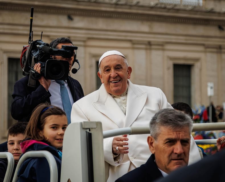 Rome: Papal Audience Tour With Reserved Access - Key points to know before booking