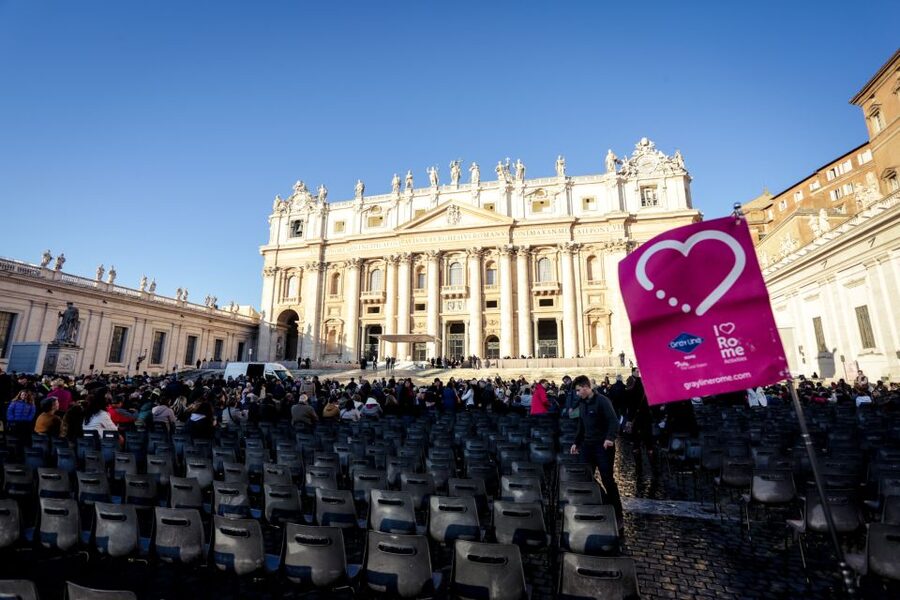 Rome: Papal Audience with Pope Leo XIV - What the $40 price includes