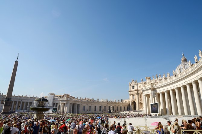 Rome: Papal Audience with Pope Leo XIV - Walking from Borgo to St. Peter’s Square