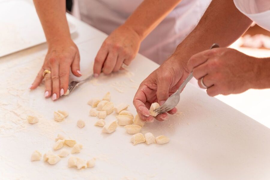 Rome: Pasta and Tiramisu Class at a Local's Home - The Meal Around the Family Table