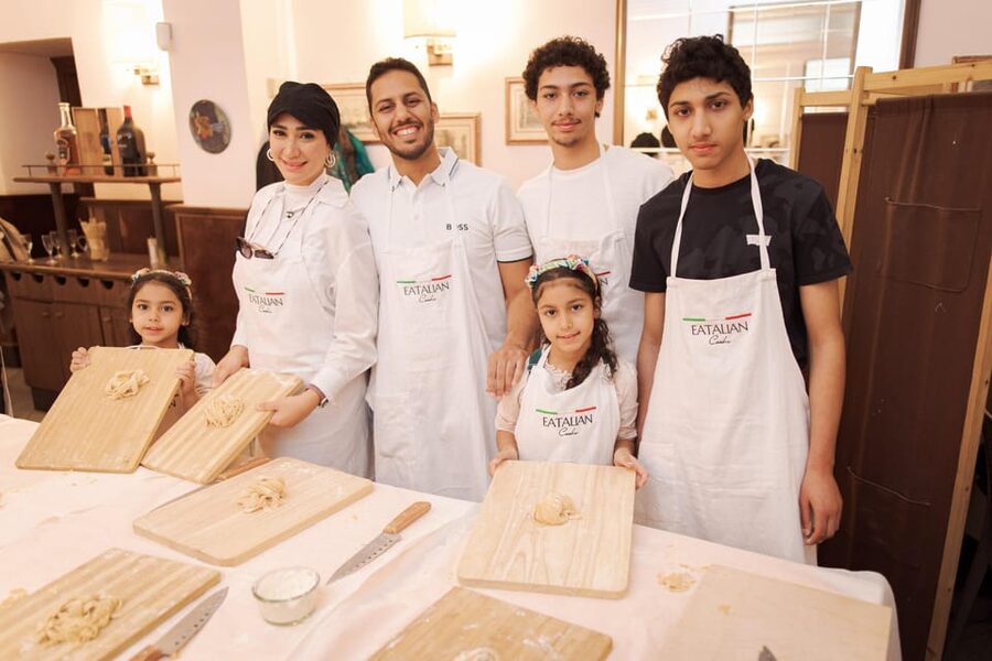 Rome: Pasta and Tiramisu Cooking Class in Piazza Navona - Making pasta in the middle of Piazza Navona