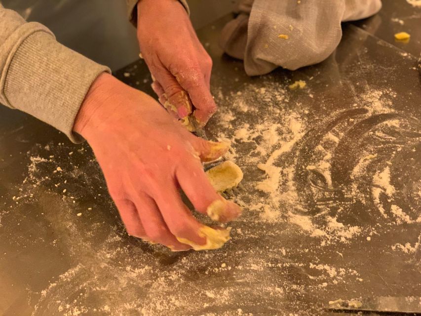 Rome: Pasta & Tiramisu Class with Fine Wine by the Vatican - Why the instructors matter