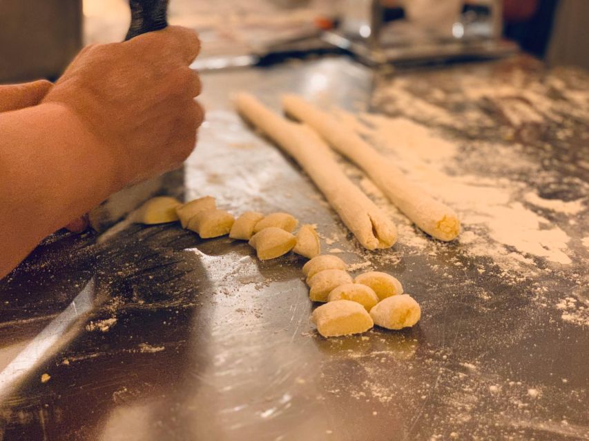 Rome: Pasta & Tiramisu Class with Free Flowing Fine Wine - Key points to know before booking