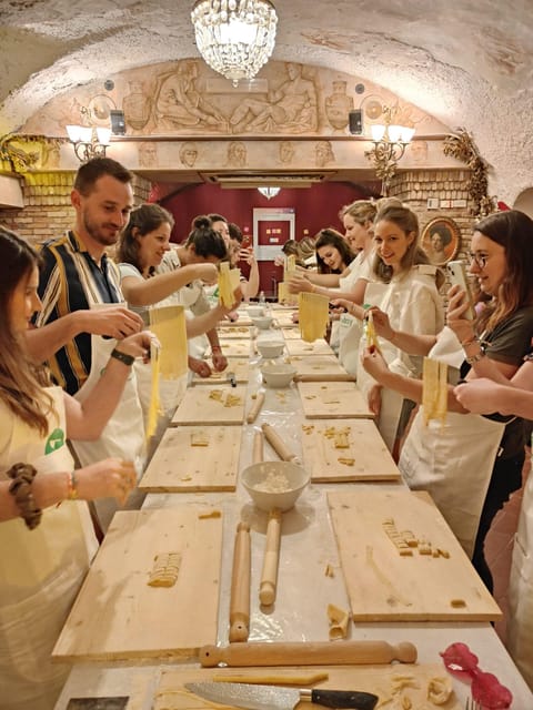 Rome: Pasta & Tiramisu Cooking Class near the Spanish Steps - A cooking class beside the Spanish Steps