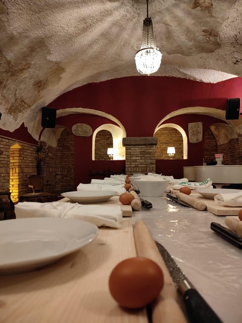 Rome: Pasta & Tiramisu Cooking Class near the Spanish Steps - Why the instructors matter
