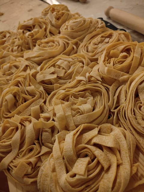 Rome: Pasta & Tiramisu Cooking Class near the Spanish Steps - The practical tradeoffs