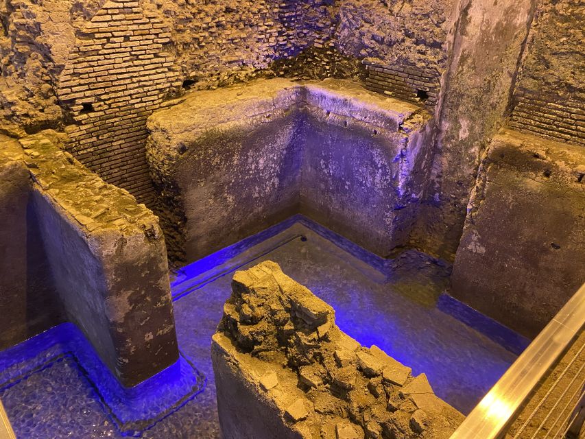 Rome: Piazza Navona and Trevi District Underground Pass - What the audio guides add