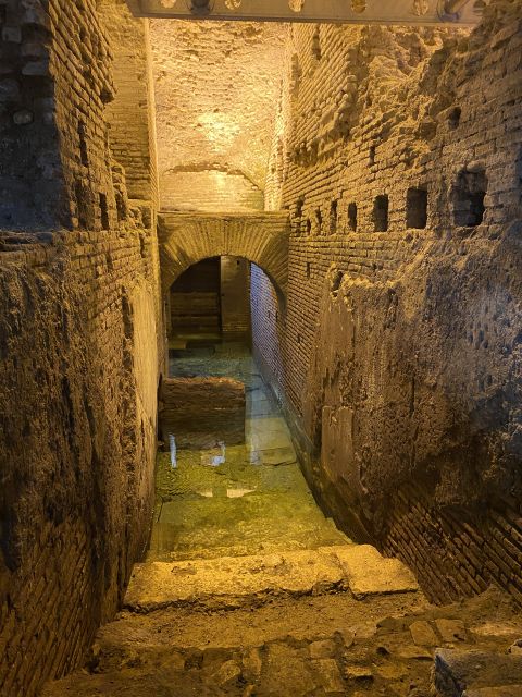 Rome: Piazza Navona and Trevi District Underground Pass - Starting at the Stadium of Domitian beneath Piazza Navona