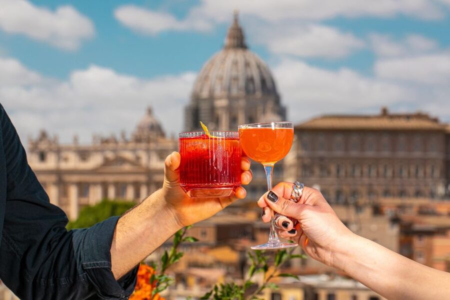 Rome: Piazzas and Fountains Sunset Tour with Aperitivo - Walking demands, timing and practical planning