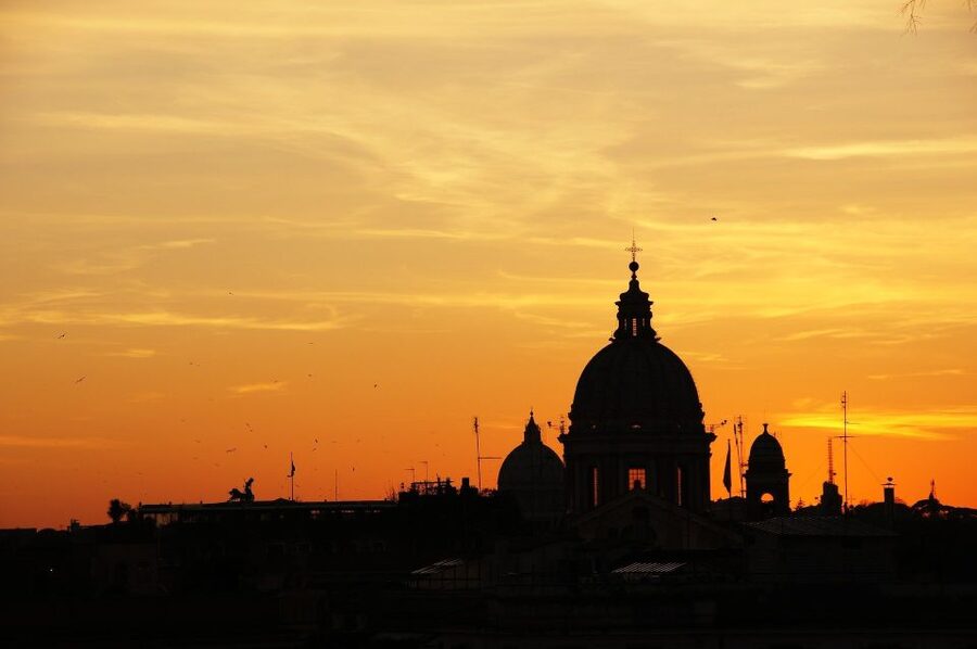 Rome: Piazzas and Fountains Sunset Tour with Aperitivo - Why sunset is the right time for this Rome walk