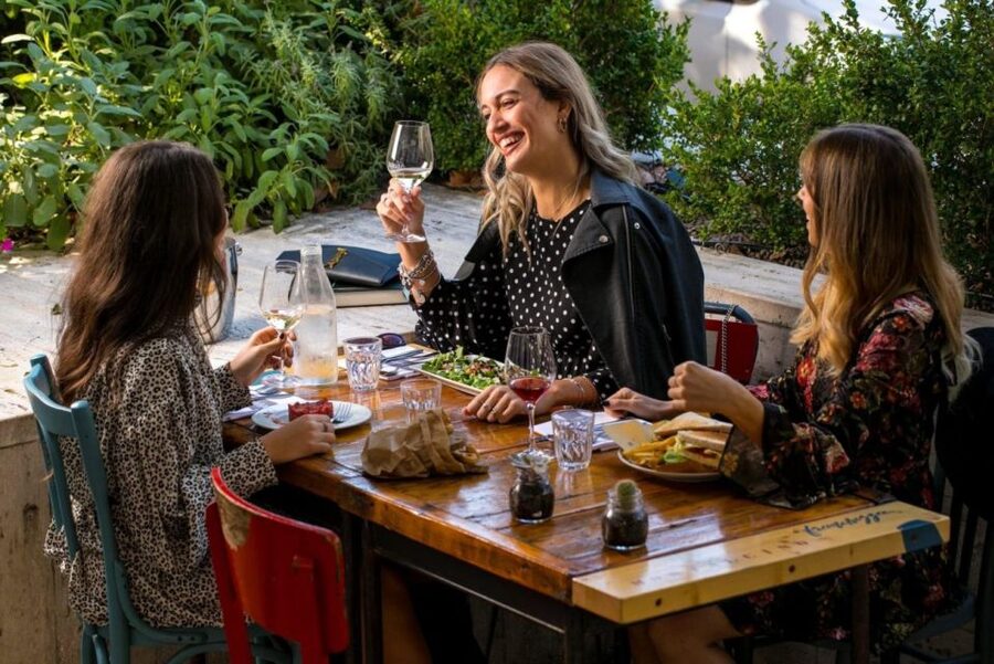 Rome: Piazzas and Fountains Sunset Tour with Aperitivo - Starting at Piazza del Popolo and the Pincio view