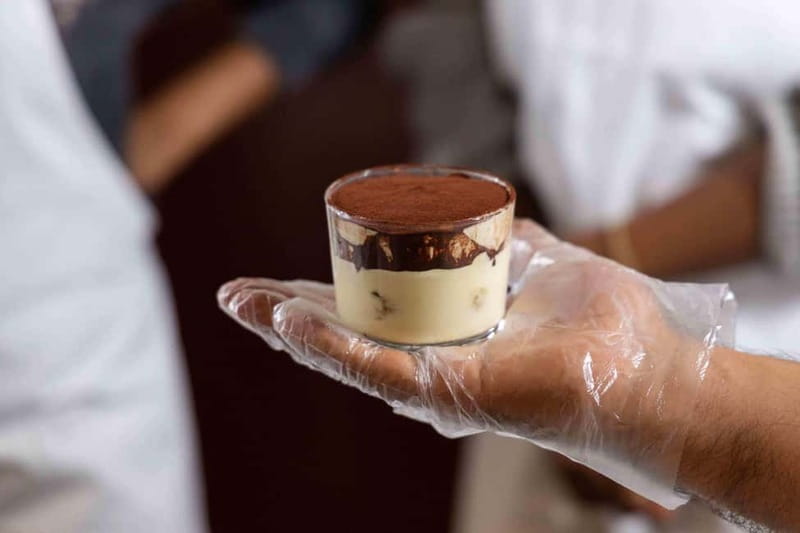 Rome: Pizza and Tiramisù Cooking Class with Glass of Wine - Starting with tiramisu and the importance of fresh ingredients