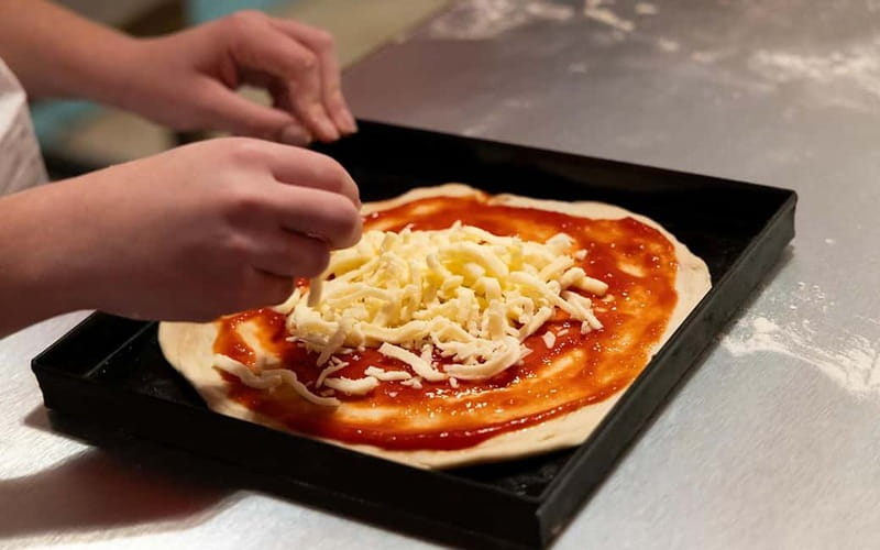 Rome: Pizza and Tiramisù Cooking Class with Glass of Wine - FAQ