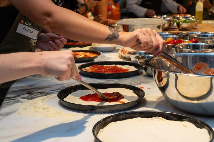 Rome: Pizza & Gelato Cooking Class + Private Chef - Key points at a glance