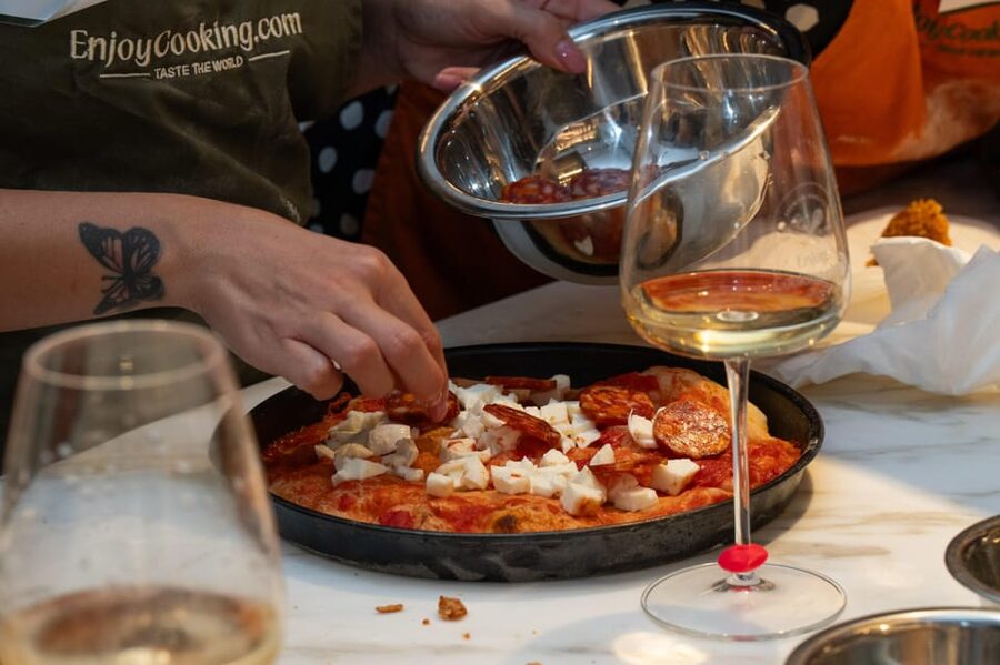 Rome: Pizza & Gelato Cooking Class + Private Chef - Wine, appetizers, and the meal afterward