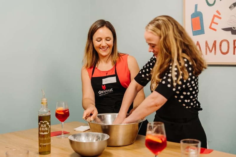 Rome: Pizza Making Class with Gelato & Drinks Included - Meeting at Piazza di San Giovanni della Malva
