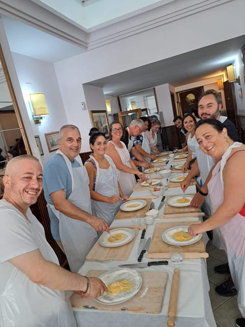 Rome: Pizza Pro, a Hands-On Cooking Class Castel Sant Angelo - Key points at a glance
