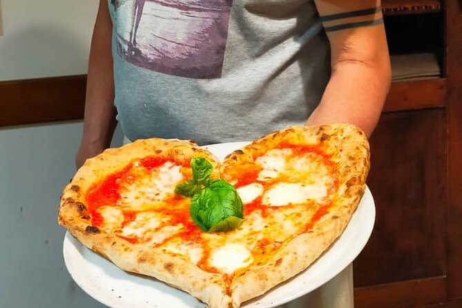 Rome: Pizza & Tiramisu Class with Free Flowing Fine Wine - The family factor