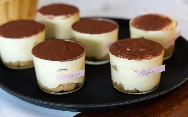 Rome: Pizza & Tiramisu Making Class with Wine & Limoncello - Sitting down at Gusto Restaurant