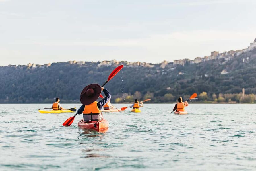 Rome: Popes' Lake, Kayak Tour with Swimming & Roman Pizza - The first 90 minutes on Lake Albano