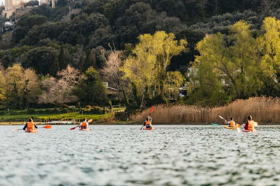 Rome: Popes' Lake, Kayak Tour with Swimming & Roman Pizza - Who will enjoy this kayak tour most
