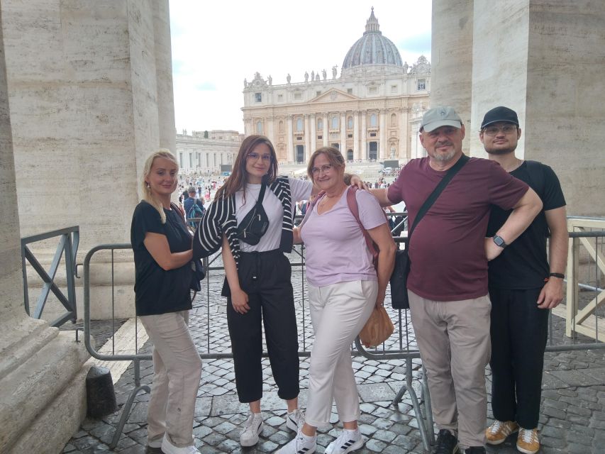 Rome: Prati Food & Wine Market Tour with St. Peter Square - Inside one of Rome’s major farmers markets