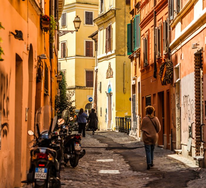 Rome: Private 2-hr Tour of Icons & Hidden Gems with a Local - How the $74 price fits the experience