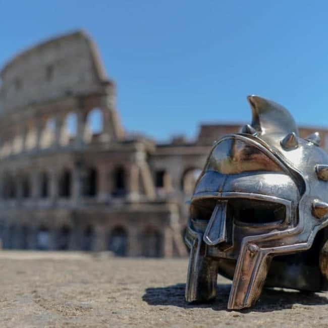 Rome: Private 3-Hour Tour by Chauffeur-Driven Vehicle - Commentary and the value of the driver