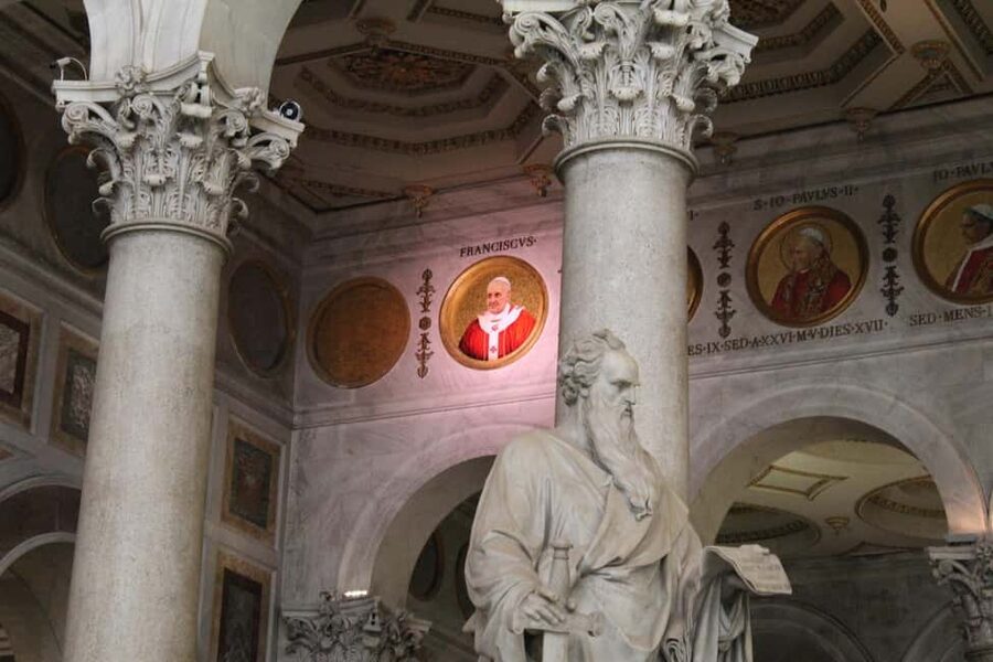 Rome: Private 3-Hour Tour by Chauffeur-Driven Vehicle - Spanish Steps and the heart of central Rome