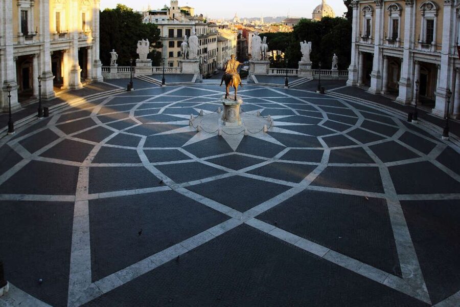 Rome: Private Capitoline Museums Tour - Seeing the Marcus Aurelius Exedra and ancient bronze