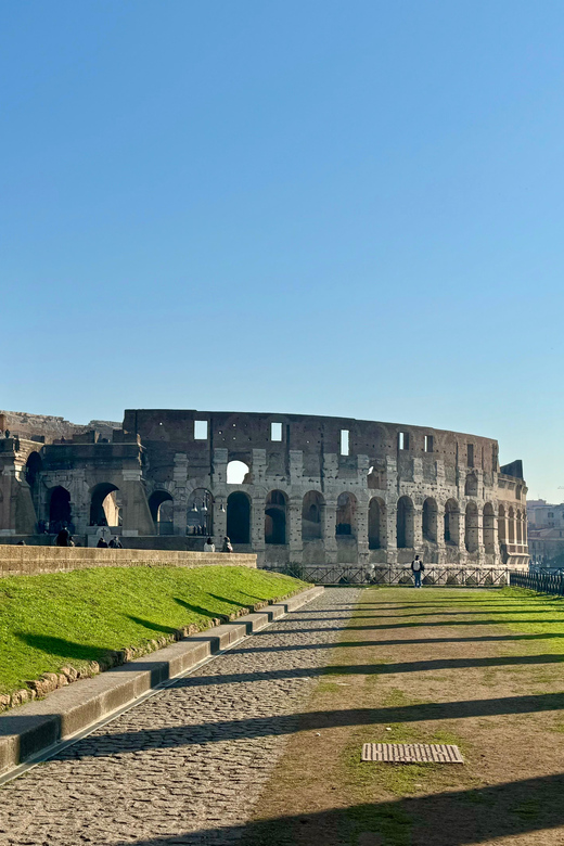 Rome: Private Colosseum Experience and Ancient Ruins Tour - Key points to know before booking