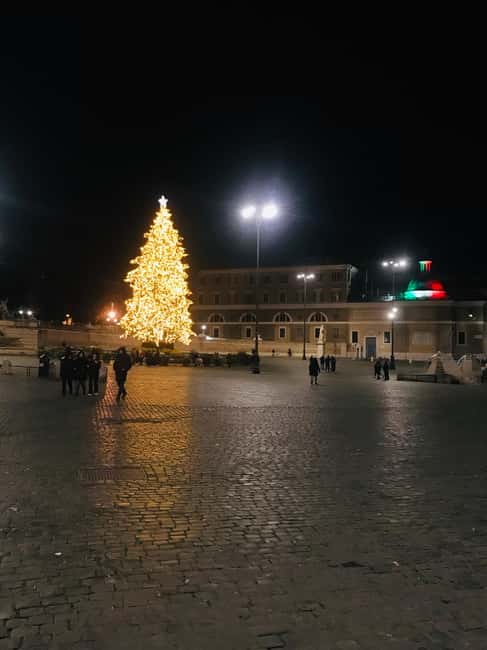 Rome: Private Golf Cart Night Sightseeing Tour & Aperitivo - The Colosseum lit up at night