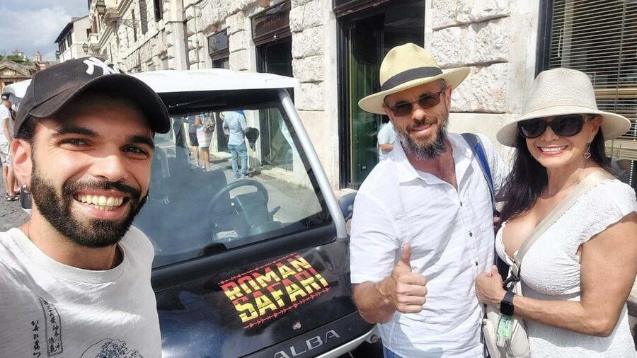 Rome: Private Golf Cart tour with a Local Guide - The Colosseum and Altar of the Fatherland